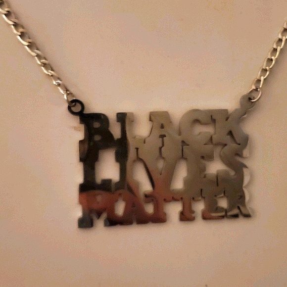 BLM BLACK LIVES MATTER LASER CUBAN CHAIN NECKLACE - Picture 4 of 7